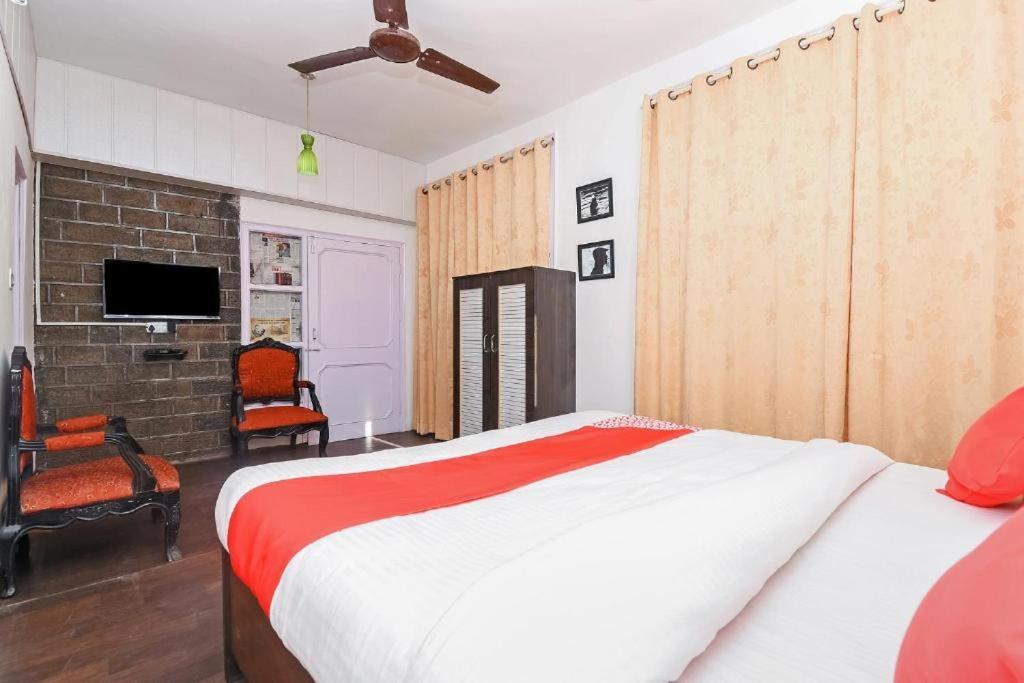 5 Bedrooms By Humble Stay Kasauli Exterior photo