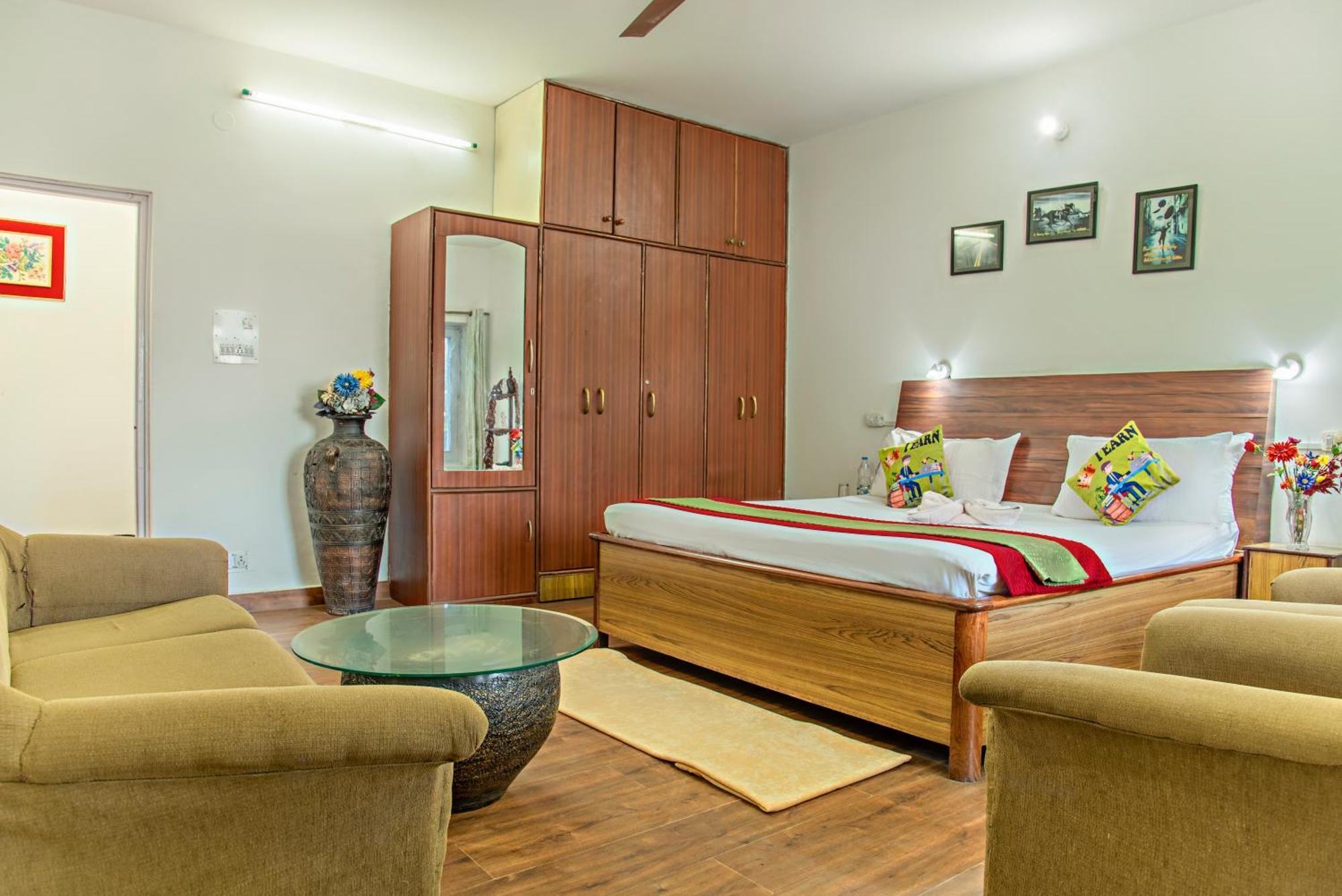5 Bedrooms By Humble Stay Kasauli Exterior photo