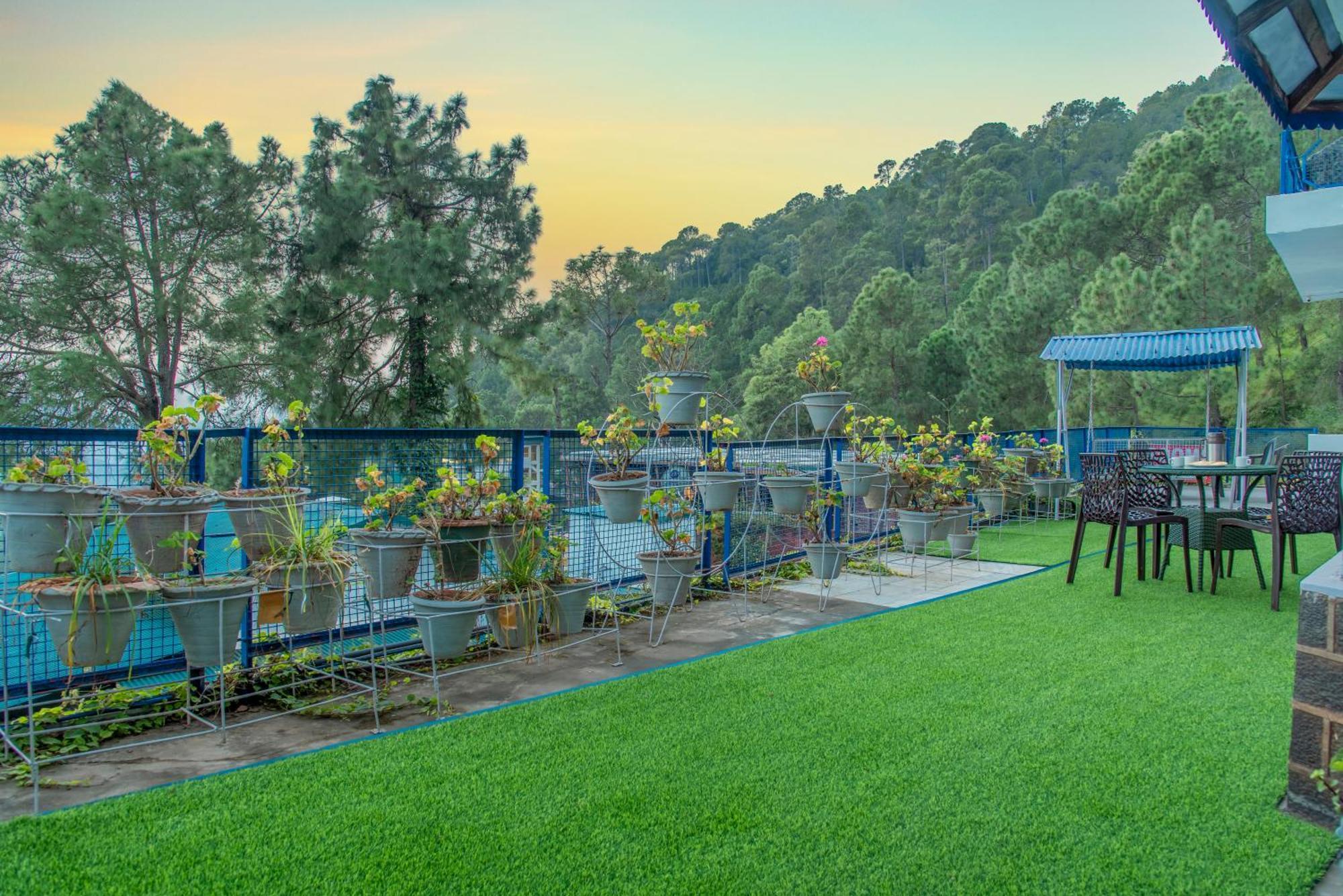 5 Bedrooms By Humble Stay Kasauli Exterior photo